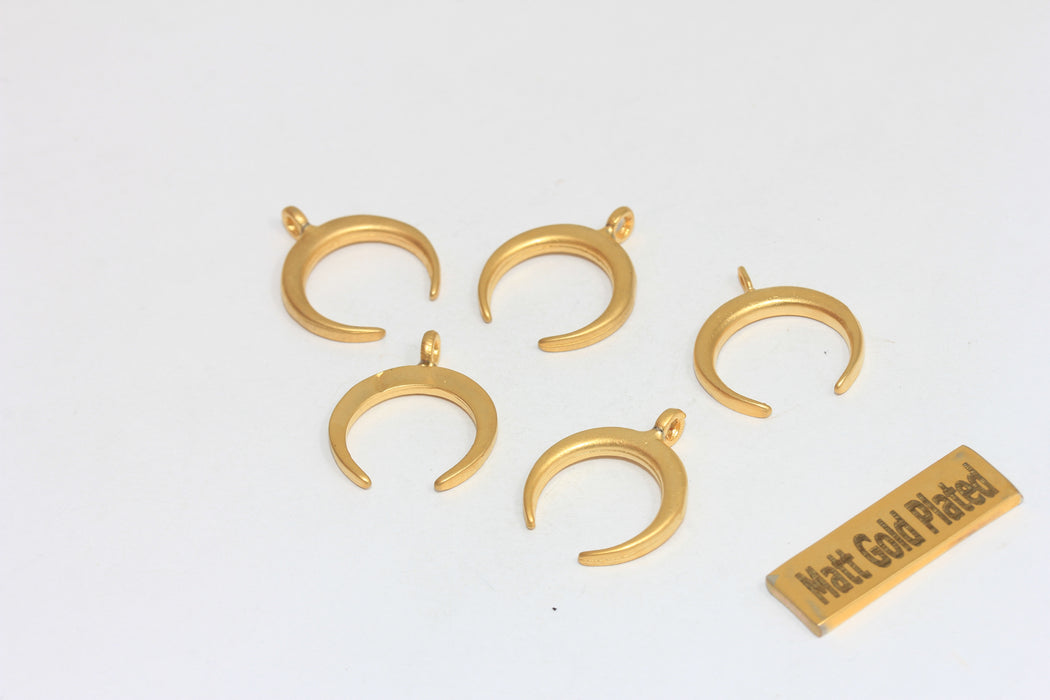 18x21mm 24k Matt Gold Horn Charm, Horn Pendant, Moon BRT603