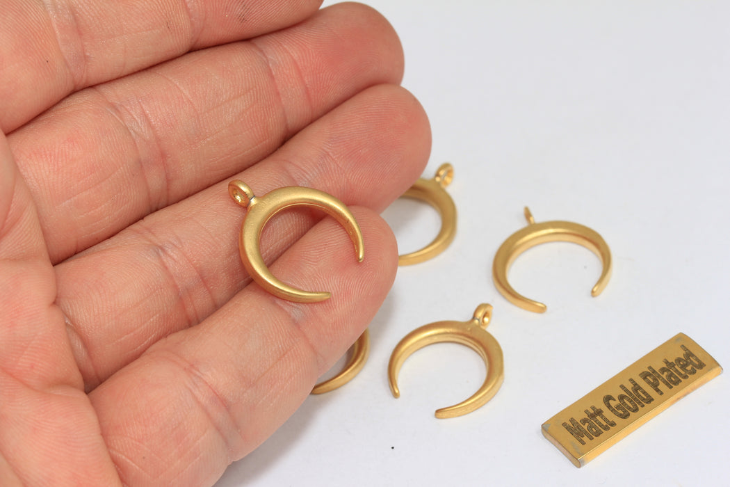 18x21mm 24k Matt Gold Horn Charm, Horn Pendant, Moon BRT603