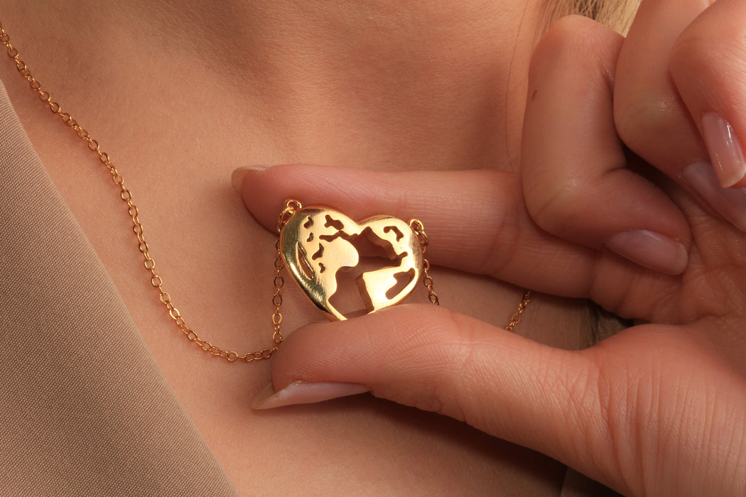 17'' +2'' 24k Shiny Gold World Map Charm Ready Necklace, Heart Shaped Pendant Necklace, DC22-28