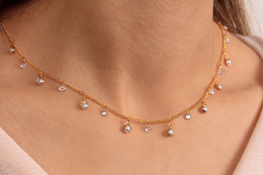 Dainty Gold Necklace With White Pearls 