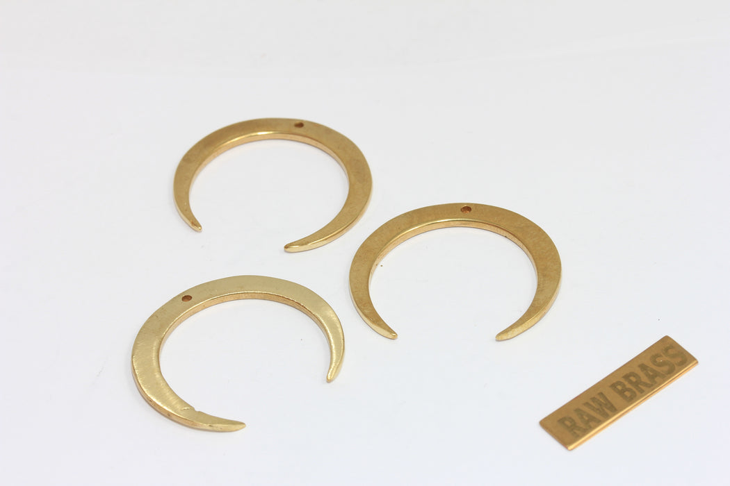 18x25mm Raw Brass Horn Charms, Horn Pendant, Crescent Moon Charm, ZRCN866