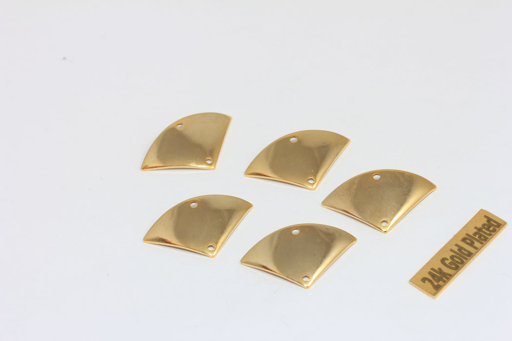 15x25mm 24 Ayar Parlak Altın Üçgen Tılsımlar, Altın Bağlantı Boncukları, BRT705
