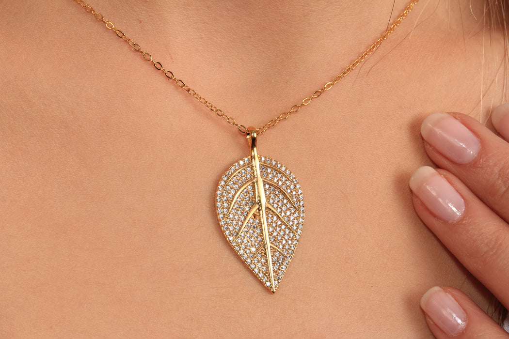 Gold Necklace With Cubic Zirconia Leaf Pendant