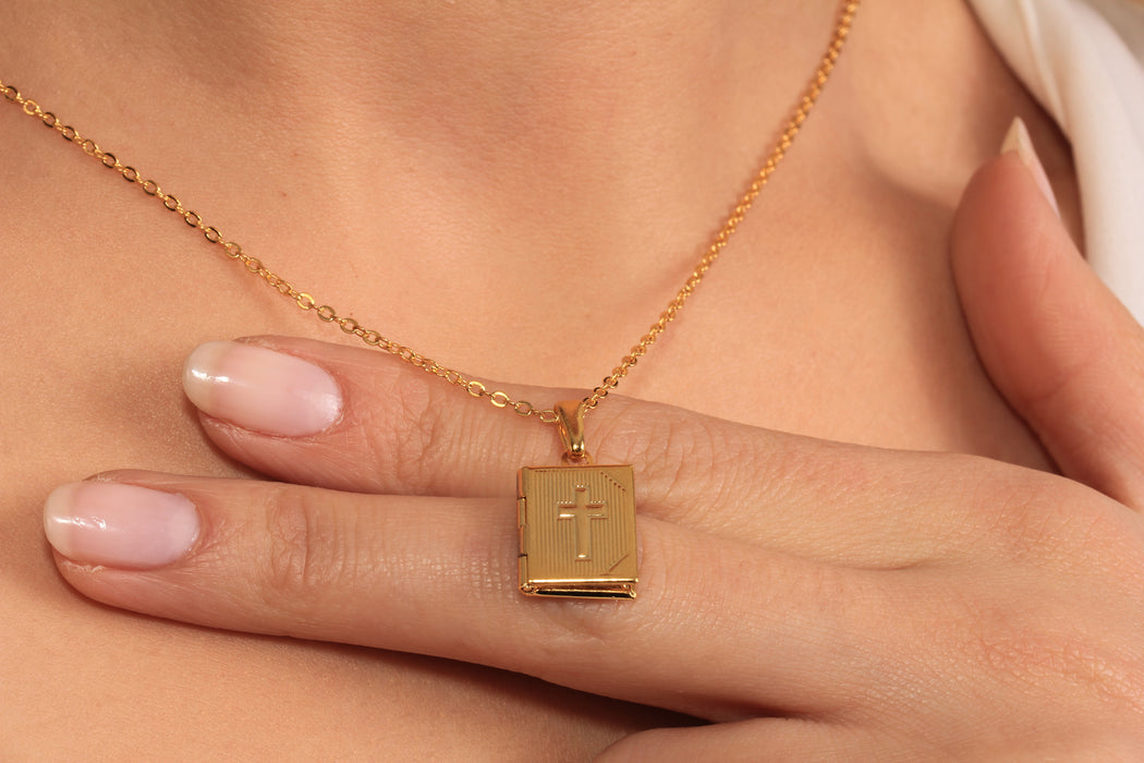 17'' 24 Ayar Parlak Altın Kalp Kolye, Kırmızı Mineli Kalp Kolye,