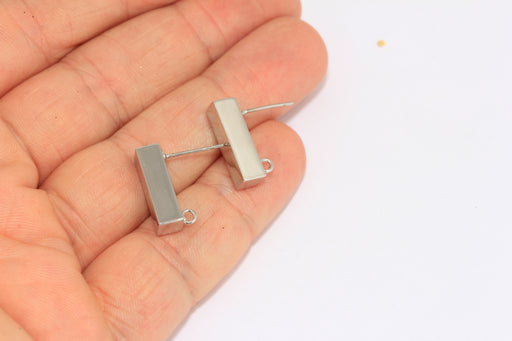Cube Studs