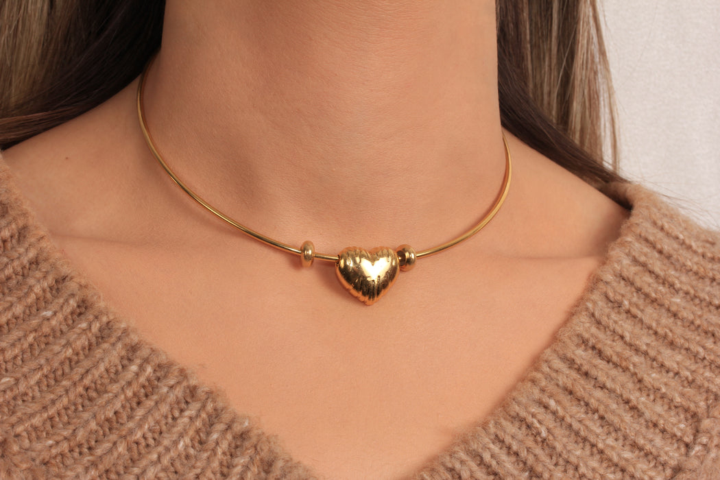 Puffed Heart Charm Necklace, Hammered Heart Pendant Necklace, Love Necklace, Wire Choker Necklace, Everyday Necklace, JN5-18