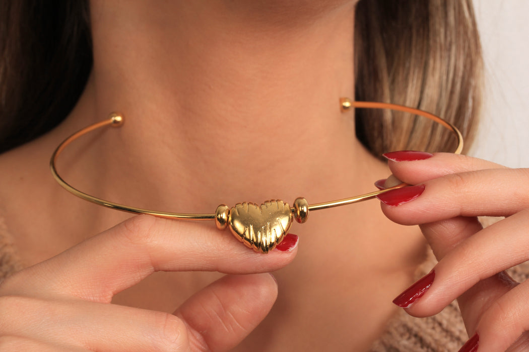 Puffed Heart Charm Necklace, Hammered Heart Pendant Necklace, Love Necklace, Wire Choker Necklace, Everyday Necklace, JN5-18