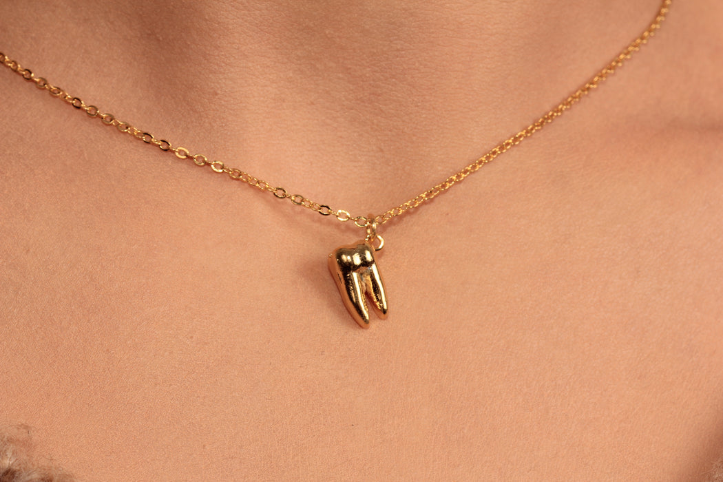 Minimalist Tooth Pendant Necklace, Mini Tooth Charm Necklace, Stacking Necklace, Everyday Necklace, JN5-21