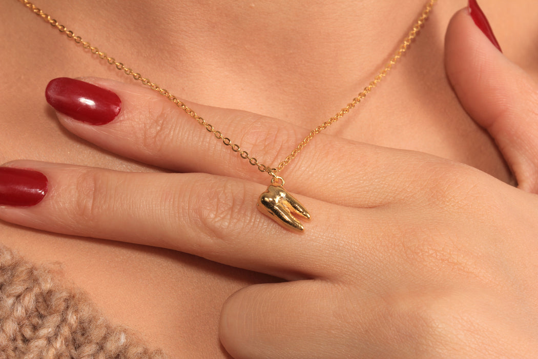 Minimalist Tooth Pendant Necklace, Mini Tooth Charm Necklace, Stacking Necklace, Everyday Necklace, JN5-21