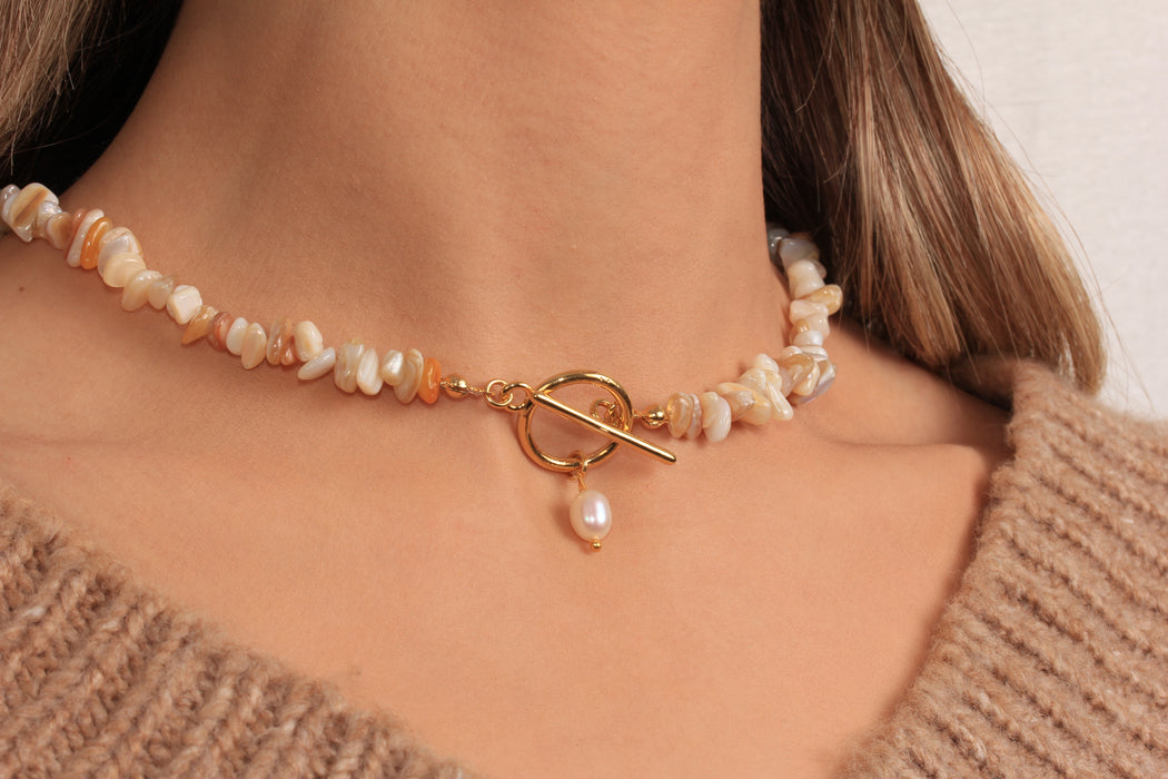 White Stone Beaded Necklace, Pearl Necklace, Toggle Clasp Necklace, Natural Stone Necklace, Everyday Necklace, JN5-32