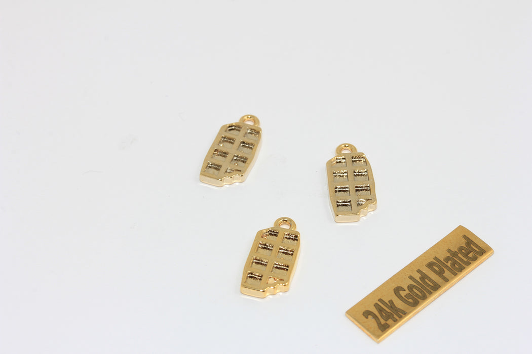 13x15mm 24k Parlak Altın Şekerleme Takıları, Yeşil Emaye, SLM20