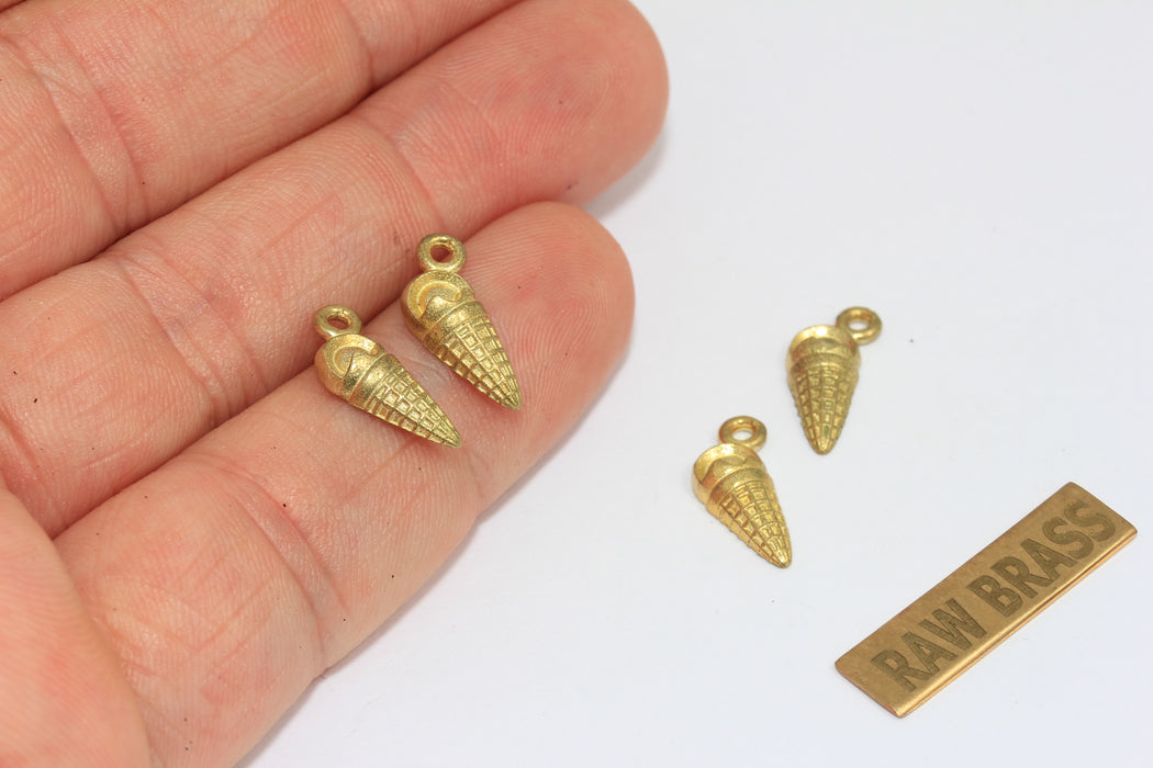 8x15mm 24 ayar Parlak Altın Çilek Charms, Çilek MLS90
