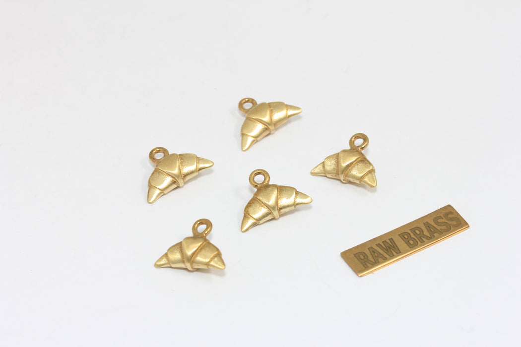 8x15mm Raw Brass Croissant Pendant, Bakery Charms, Food Lover Jewelry, ZRCN885
