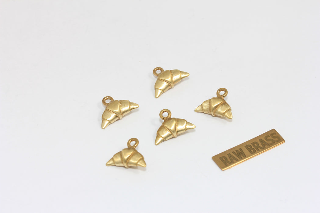 8x15mm Raw Brass Croissant Pendant, Bakery Charms, Food Lover Jewelry, ZRCN885