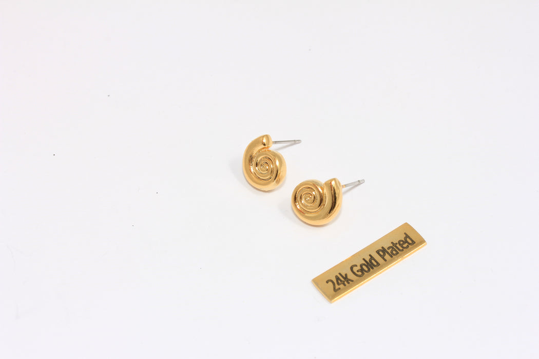 Sea Shell Stud Earrings