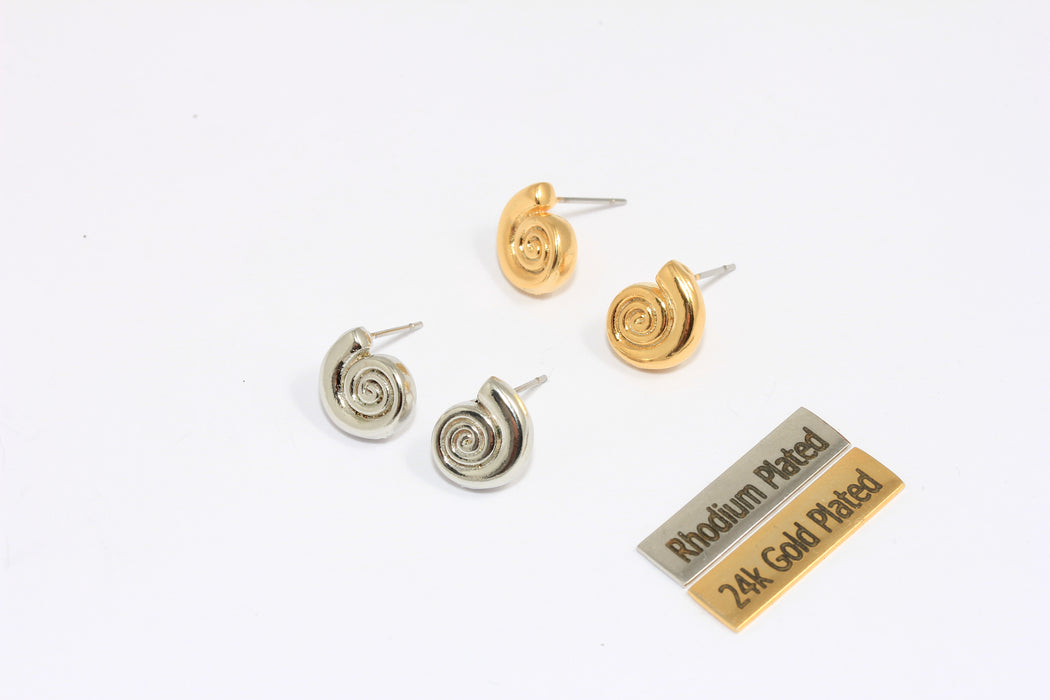 Sea Shell Stud Earrings