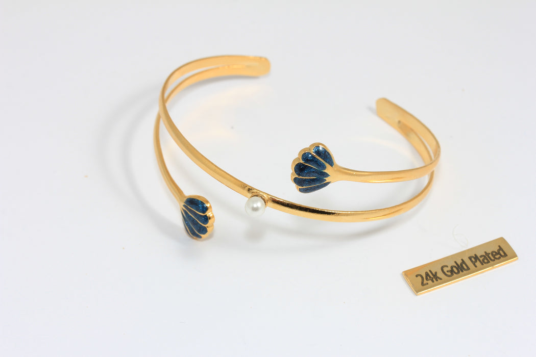 24k Shiny Gold Shell Bracelet Cuff, Dark Blue Enamel Shell Bracelet With Sea Pearl, Triple Wire Bracelet, CHK588-10