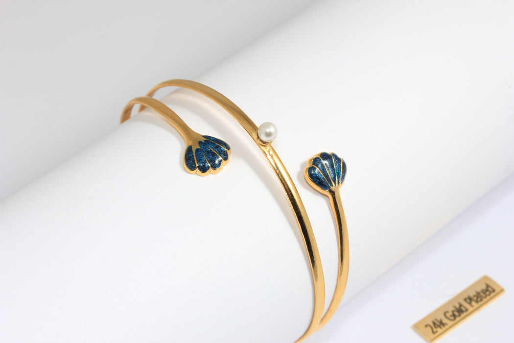 24k Shiny Gold Shell Bracelet Cuff, Dark Blue Enamel Shell Bracelet With Sea Pearl, Triple Wire Bracelet, CHK588-10