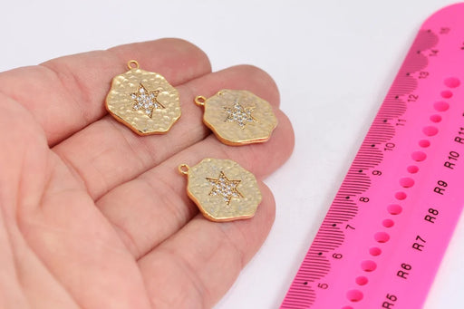 Shiny Gold Star Pendant