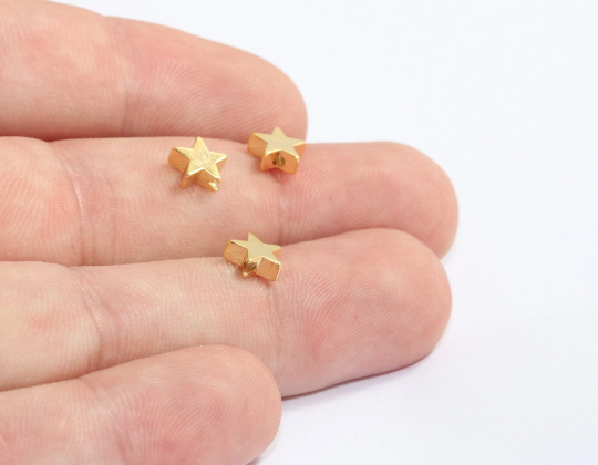 7,5mm Shiny Gold Star Beads, Star Charms, Center Hole Star  BRT68