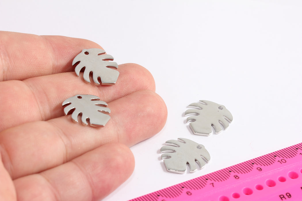 18x20mm Rhodium Plated Leaf Pendant, Silver Leaf Charms, Leaf Connector Pendant, Filigree Charms, Vintage Charms, FRB168-1