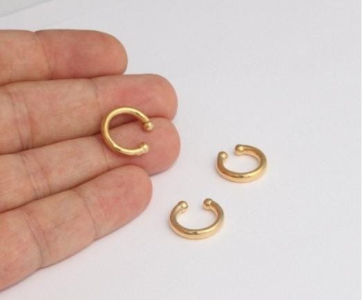 Hoop Ear Cuff