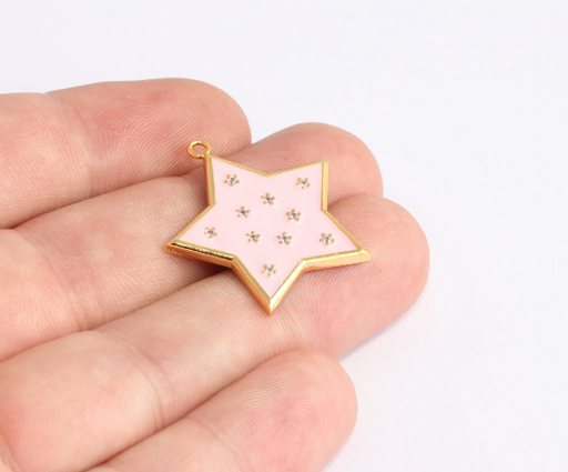 Shiny Gold Star Pendant