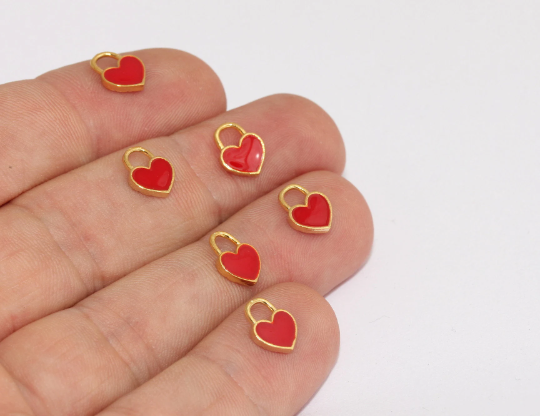 7x9mm 24k Shiny Gold Heart, Red Heart Pendant, Charms BRT150