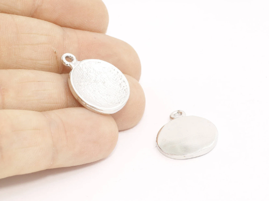 18x23mm Rhodium Plated Medallion, Hammered Disc,  MTE290