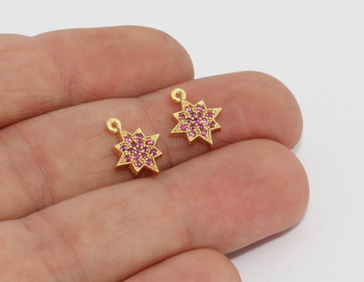 Shiny Gold North Star Charm