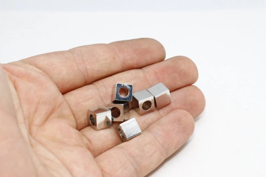 5mm Silver Plated Cube Beads, Spacer Beads, Cubes, Cube Beads, Geometric Beads, Bracelet Beads, Silver Plated Findings, CR148