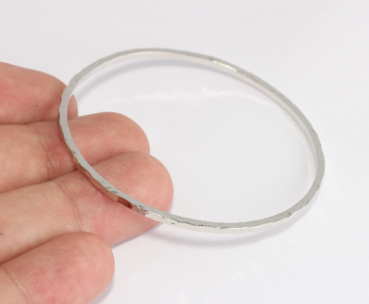 65cm Rhodium Plated Bracelet, Hammered                         BXB379-1