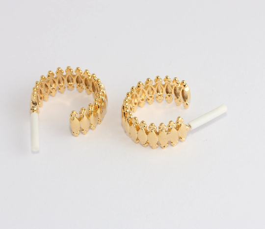10x23mm 24k Shiny Gold Earrings, Vintage Hoops, Gold Stud Earring          CHK133-2