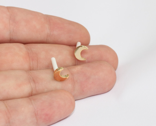 7x8mm 24k Shiny Gold Moon Earrings, Moon Stud Earrings, MLS573