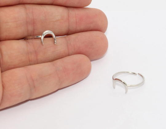 17mm Silver Plated Moon Ring, Moon Ring, Crescent Moon  MTE937