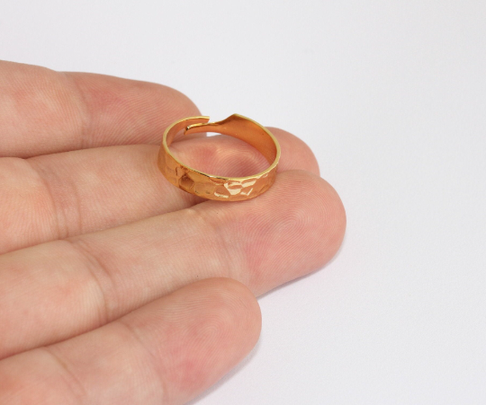 18-19mm 24k Shiny Gold Hammered Ring, Gold Minimalist  SLM109