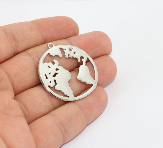 34mm Silver Plated World Map Pendant, Globe Pendant, MTE594