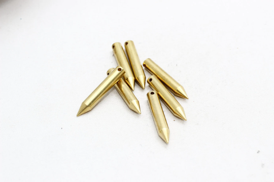 Barra in ottone grezzo 6x35 mm, ciondoli a punta, ciondolo a barra, ciondoli a forma di proiettile, collana da uomo, ciondoli a forma di cono, componenti in ottone grezzo, BP, AE133