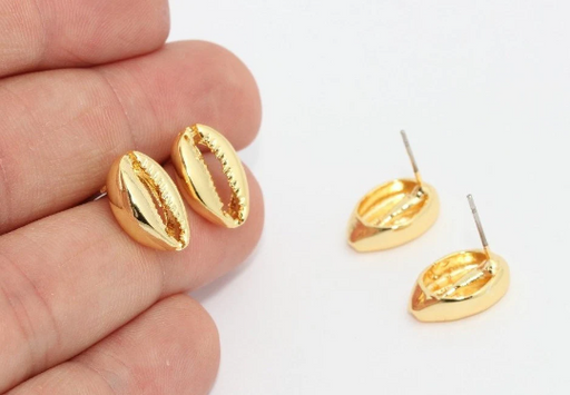 Shiny Gold Stud Earrings