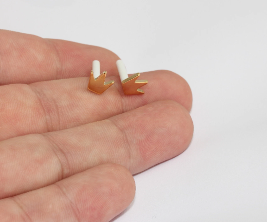 8x8mm 24k Shiny Gold Crown Earrings, Crown Stud Earrings,  MLS608