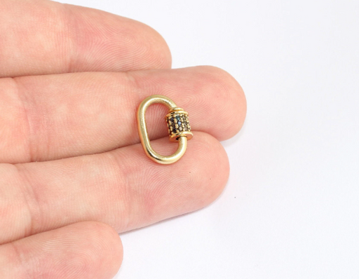 Shiny Gold Oval Screw Clasp