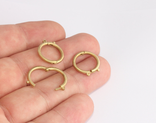 Necklace Closures